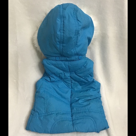 The Children’s Place Toddler Girl 24M Winter faux fur Hoodie - Picture 3 of 6